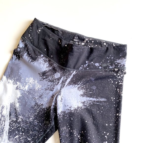 Nike Legendary Dri-Fit Tight Leggings Splatter Print - Picture 2 of 9